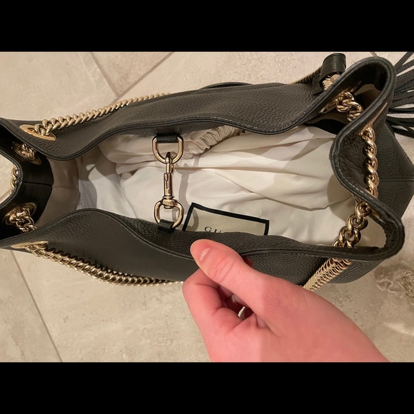 Gucci Handbag💕 - Picture 6 of 10
